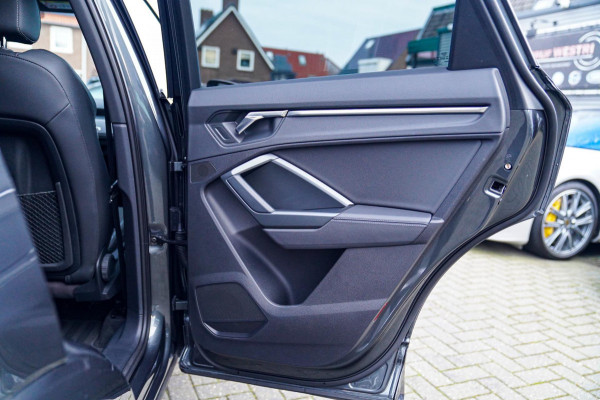 Audi Q3 45 TFSI e S edition | LED | Trekhaak | Drive Select | Automaat | Plug in Hybrid | RS Sportstuur | Adaptieve Cruise | NAP