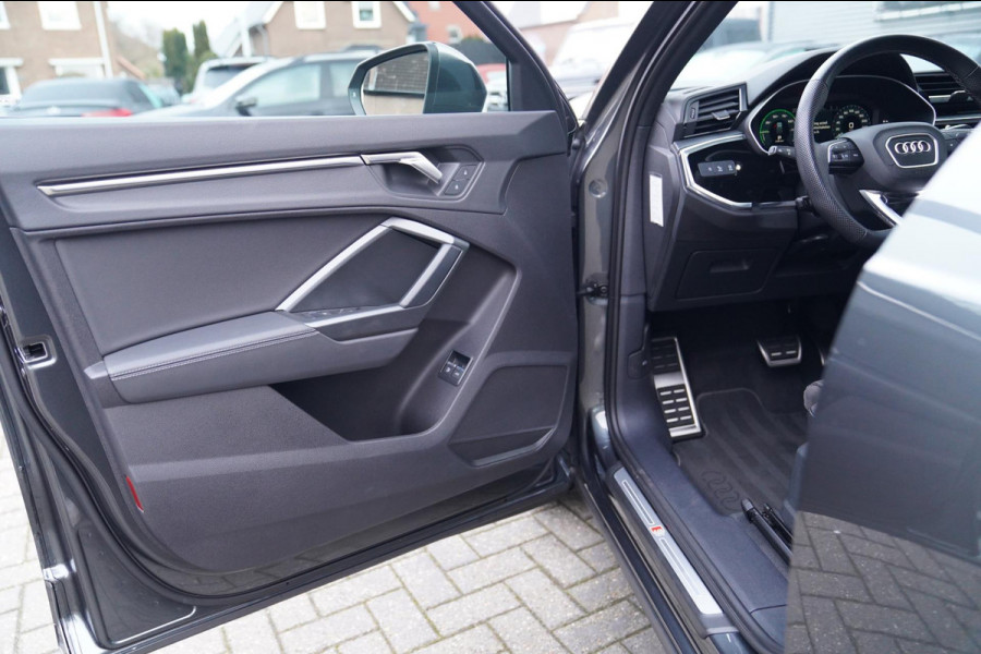 Audi Q3 45 TFSI e S edition | LED | Trekhaak | Drive Select | Automaat | Plug in Hybrid | RS Sportstuur | Adaptieve Cruise | NAP