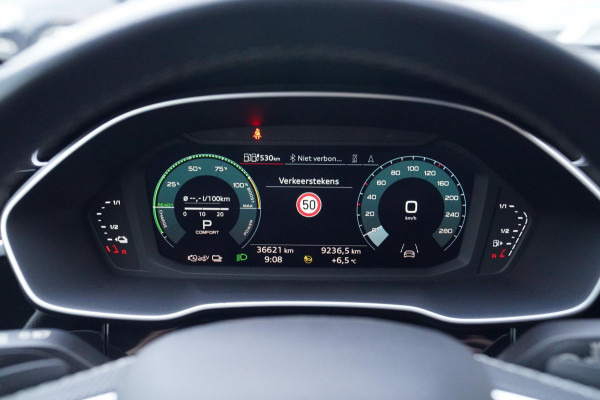 Audi Q3 45 TFSI e S edition | LED | Trekhaak | Drive Select | Automaat | Plug in Hybrid | RS Sportstuur | Adaptieve Cruise | NAP