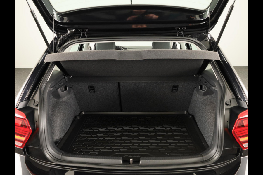 Volkswagen Polo 1.0 TSI Comfortline Business 95 pk | Navigatie | Parkeersensoren | Achteruitrijcamera | Adaptieve cruise control |