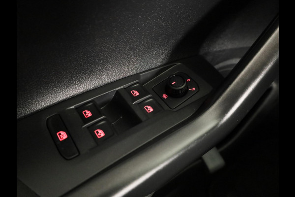 Volkswagen Polo 1.0 TSI Comfortline Business 95 pk | Navigatie | Parkeersensoren | Achteruitrijcamera | Adaptieve cruise control |