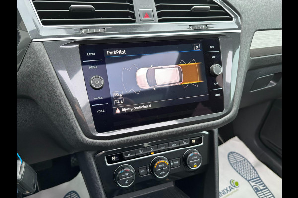Volkswagen Tiguan Allspace 1.4 TSI Comfortline Business l PANO l TREKHAAK