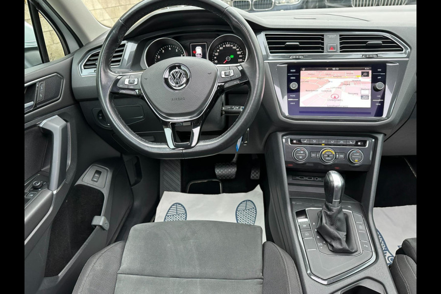Volkswagen Tiguan Allspace 1.4 TSI Comfortline Business l PANO l TREKHAAK