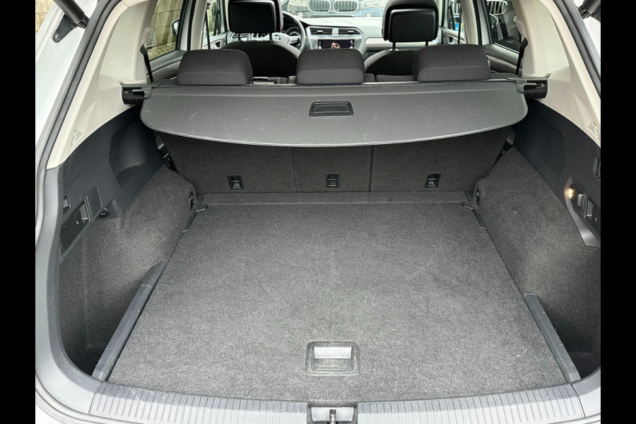 Volkswagen Tiguan Allspace 1.4 TSI Comfortline Business l PANO l TREKHAAK