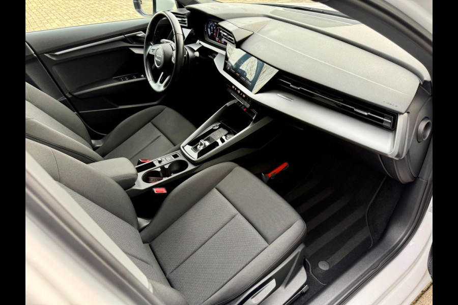 Audi A3 Limousine 30 TFSI Pro Line, NAP, CarPlay, LED, Virtual Cockpit