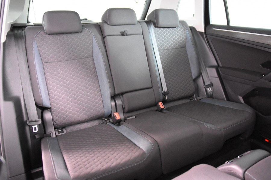 Volkswagen Tiguan 1.5 TSI iQ-Drive *1ste Eigenaar*Navigatie*PDC*