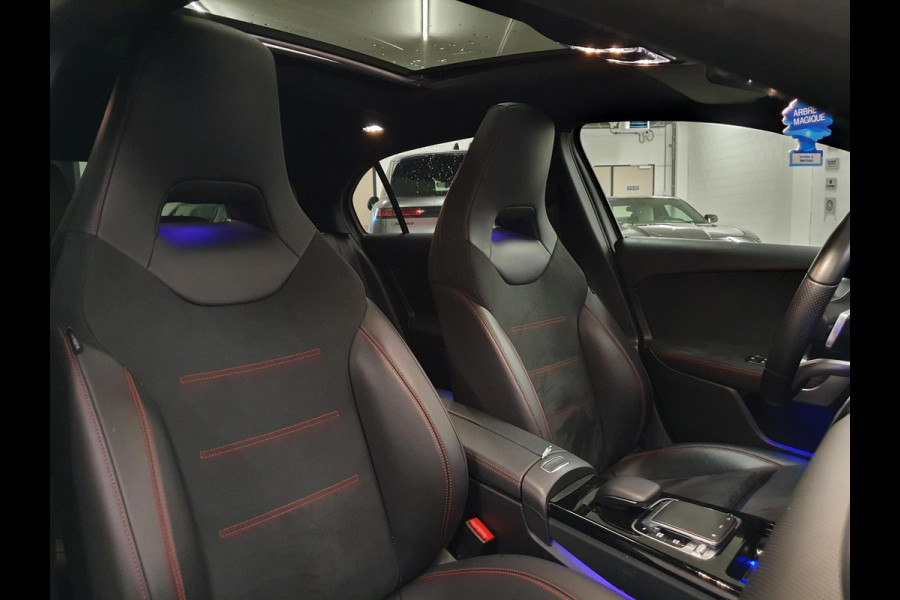 Mercedes-Benz A-Klasse 220 Premium Plus | MAT GRIJS / PANO / MEMORY / KEYLESS / BURMESTER / MASSAGE / DIAMOND GRILLE / 19 INCH !