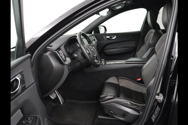 Volvo XC60 2.0 T6 Plug-in hybrid AWD R-Design | Panoramadak | Trekhaak| Stoelverwarming | Camera | Adaptive cruise | Half leder | Carplay | Memory | Navigatie | Keyless | Facelift Model | PHEV