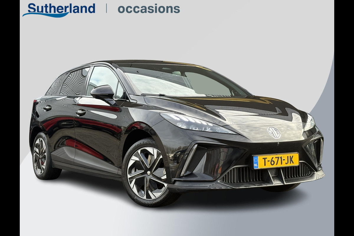 MG Mg4 electric Luxury 64 kWh | 95,3% SOH | Stoel & Stuurverwarming | Elek. verstelbare stoel | 360 Camera | Dodehoeksensoren | Navi |