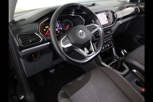Volkswagen T-Cross 1.0 TSI Style 115 pk | Navigatie | Parkeersensoren | Adaptieve cruise control | LED koplampen |