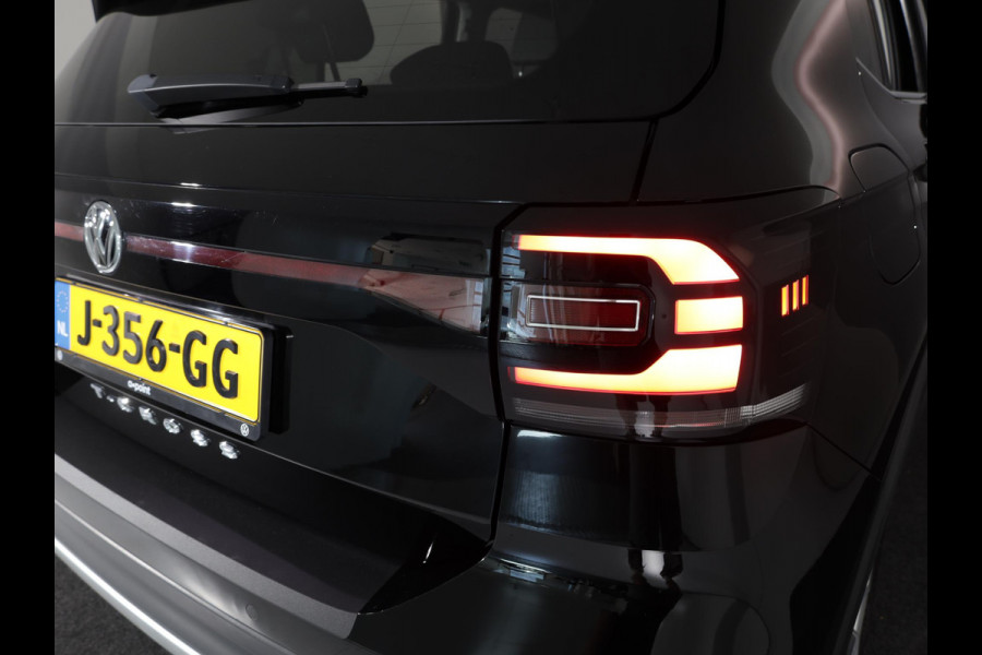 Volkswagen T-Cross 1.0 TSI Style 115 pk | Navigatie | Parkeersensoren | Adaptieve cruise control | LED koplampen |