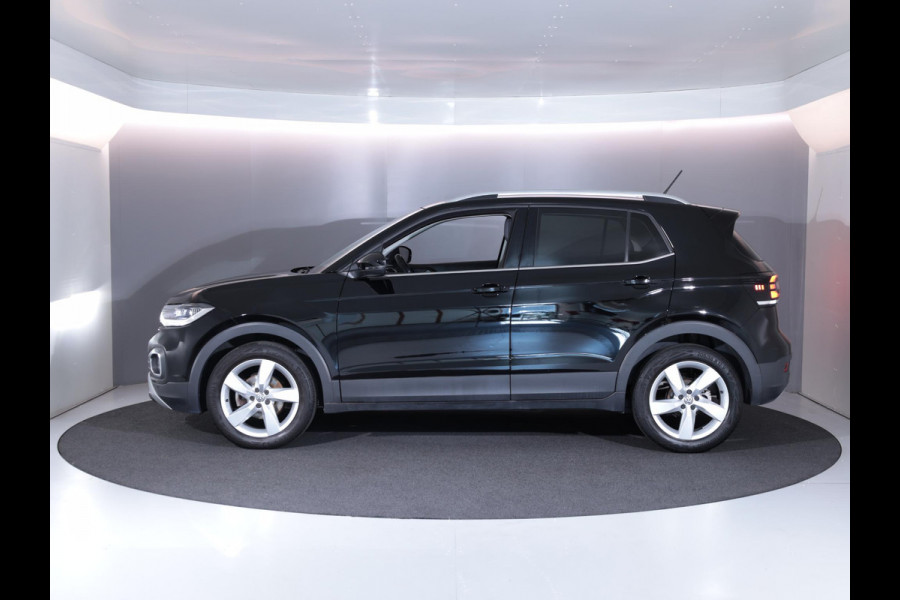 Volkswagen T-Cross 1.0 TSI Style 115 pk | Navigatie | Parkeersensoren | Adaptieve cruise control | LED koplampen |