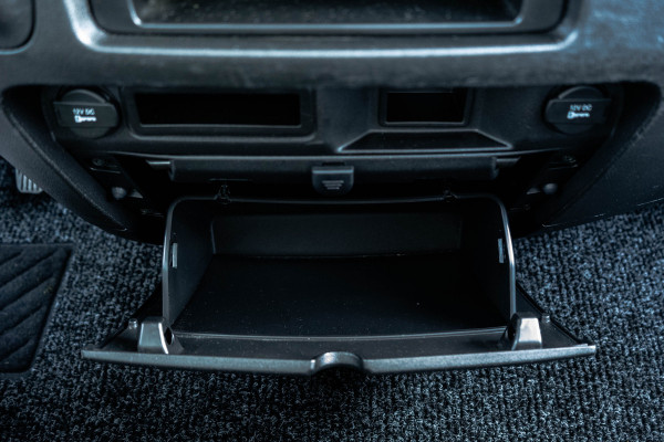 Iveco Daily 35C18 3.0 180PK | Bakwagen met laadklep | N1 | Automaat | Cruise | Airco