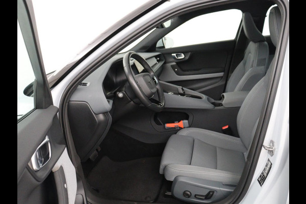 Polestar 2 Long Range Single Motor 78 kWh | SOH 90% | Panoramadak | Warmtepomp | Trekhaak | Stoelverwarming | Harman/Kardon | Camera | Achterbankverwarming | Navigatie | 20'' | Keyless