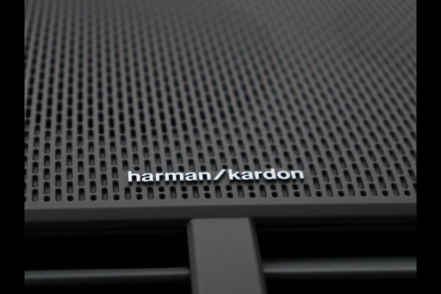 Polestar 2 Long Range Single Motor 78 kWh | SOH 90% | Panoramadak | Warmtepomp | Trekhaak | Stoelverwarming | Harman/Kardon | Camera | Achterbankverwarming | Navigatie | 20'' | Keyless