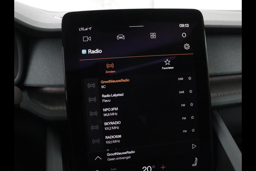 Polestar 2 Long Range Single Motor 78 kWh | SOH 90% | Panoramadak | Warmtepomp | Trekhaak | Stoelverwarming | Harman/Kardon | Camera | Achterbankverwarming | Navigatie | 20'' | Keyless