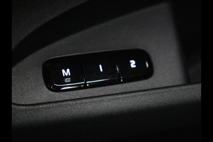 Polestar 2 Long Range Single Motor 78 kWh | SOH 90% | Panoramadak | Warmtepomp | Trekhaak | Stoelverwarming | Harman/Kardon | Camera | Achterbankverwarming | Navigatie | 20'' | Keyless