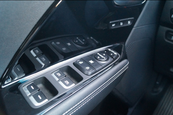 Kia e-Niro ExecutiveLine 64kWh -SOH100%-LEER-ECC-NAVI-