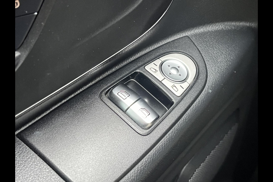 Mercedes-Benz Vito 111 CDI Lang*NAVI*CAM*A/C*TEL*3PERS*