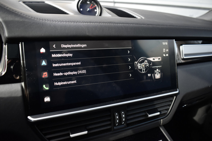 Porsche Cayenne Coupé 3.0 E-Hybrid 462pk Platinum Edition Techart *Krijt* | Pano | 22'' Wielen | Trekhaak | Massage | Stoelventilatie | Bose | Head-Up | Luchtvering |