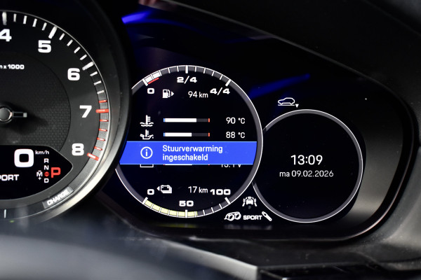 Porsche Cayenne Coupé 3.0 E-Hybrid 462pk Platinum Edition Techart *Krijt* | Pano | 22'' Wielen | Trekhaak | Massage | Stoelventilatie | Bose | Head-Up | Luchtvering |