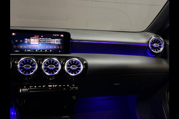 Mercedes-Benz A-Klasse 250 e Business Solution AMG Limited | Sfeerverlichting | Apple Carplay | Camera