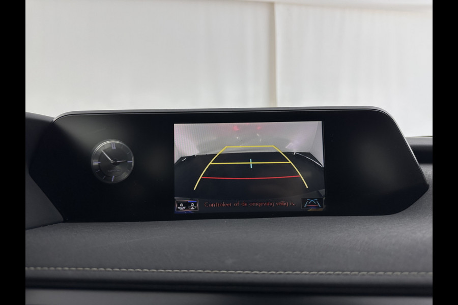 Lexus UX 300e Business 54 kWh (INCL.BTW) *DIGI-COCKPIT | FULL-LED | NAVI-FULLMAP | DAB+ | KEYLESS | CAMERA | COMFORT-SEATS | ECC | PDC | 17''ALU*