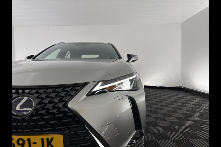 Lexus UX 300e Business 54 kWh (INCL.BTW) *DIGI-COCKPIT | FULL-LED | NAVI-FULLMAP | DAB+ | KEYLESS | CAMERA | COMFORT-SEATS | ECC | PDC | 17''ALU*