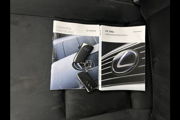 Lexus UX 300e Business 54 kWh (INCL.BTW) *DIGI-COCKPIT | FULL-LED | NAVI-FULLMAP | DAB+ | KEYLESS | CAMERA | COMFORT-SEATS | ECC | PDC | 17''ALU*