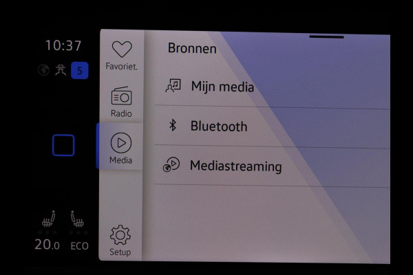 Volkswagen Golf 1.4 eHybrid Style | Head-Up | Stoelverwarming | Trekhaak | Sfeerverlichting | Massage | Camera | Keyless | Matrix LED | Carplay | Adaptive cruise | Memory | Climate control | PHEV | Plug In