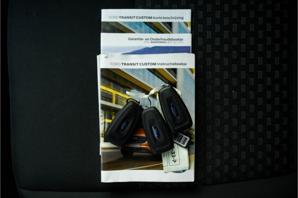 Ford Transit Custom 2.0 TDCI L1H1 | 1e EIG. | 130pk | Automaat | LED | Camera | Stoelverw. | Cruise | Airco