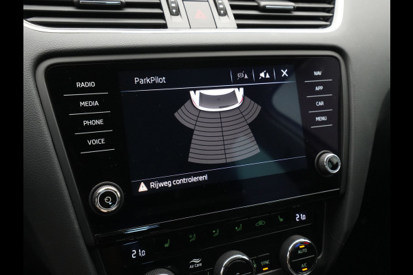 Škoda Octavia Combi 1.0 TSI 115pk Greentech Business Edition Navigatie Stoelverwarming Carplay Pdc Cruise 144