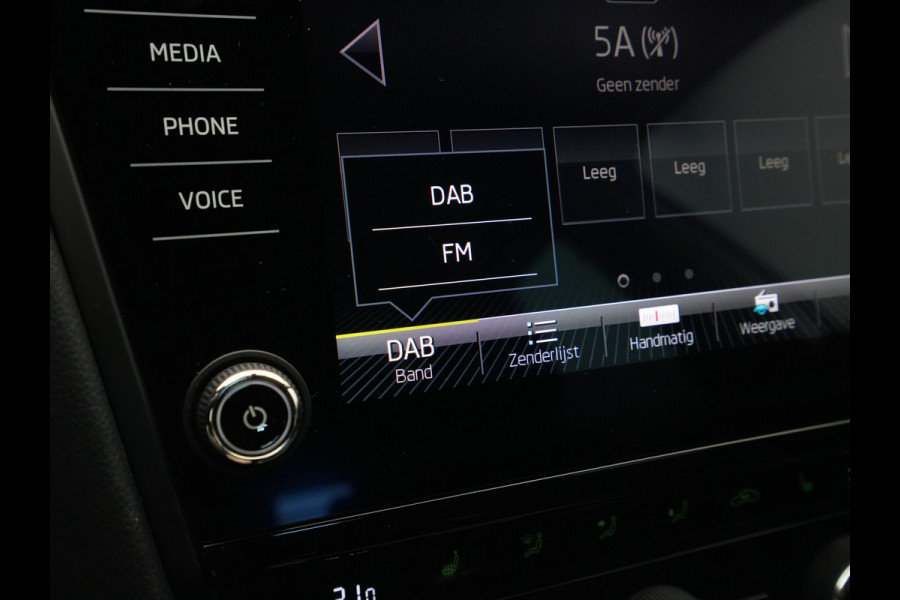 Škoda Octavia Combi 1.0 TSI 115pk Greentech Business Edition Navigatie Stoelverwarming Carplay Pdc Cruise 144