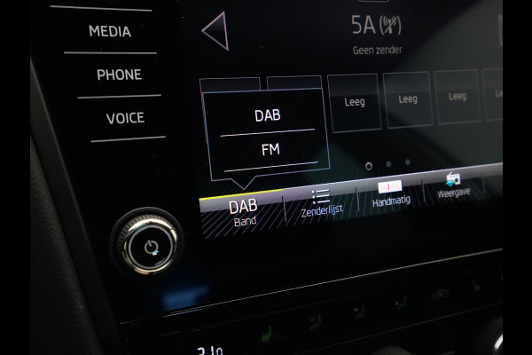 Škoda Octavia Combi 1.0 TSI 115pk Greentech Business Edition Navigatie Stoelverwarming Carplay Pdc Cruise 144