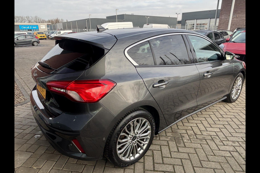 Ford Focus 1.0 EcoBoost Titanium Business 125pk | Adaptieve Cruise Control | LED verlichting | Camera | B&O Sound | Winterpakket | Navigatie | Climate Control