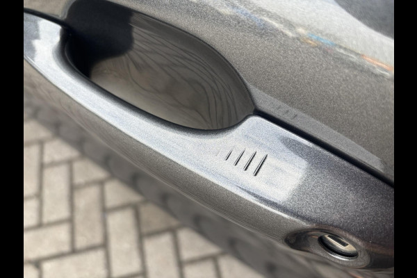 Ford Focus 1.0 EcoBoost Titanium Business 125pk | Adaptieve Cruise Control | LED verlichting | Camera | B&O Sound | Winterpakket | Navigatie | Climate Control