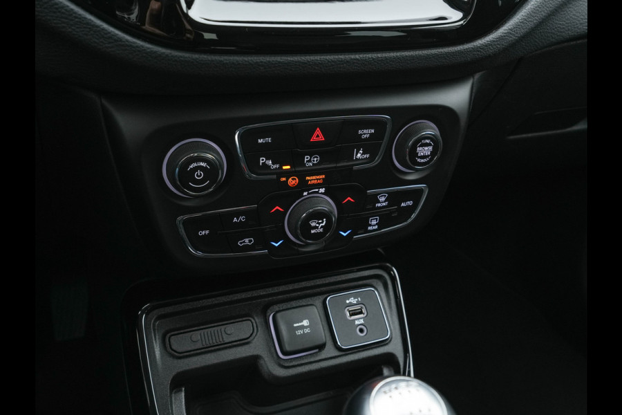 Jeep Compass 1.3T Limited *LEATHER-FABRIC | XENON | NAVI-FULLMAP | KEYLESS | COMFORT-SEATS | CAMERA | PRIVACY-GLASS | DAB | ECC | PDC | CRUISE | 18''ALU*