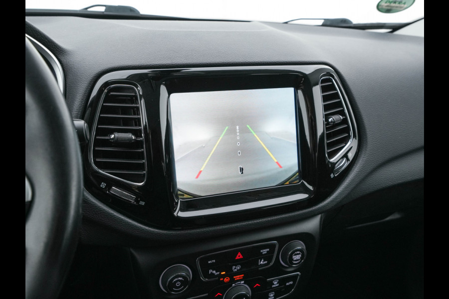 Jeep Compass 1.3T Limited *LEATHER-FABRIC | XENON | NAVI-FULLMAP | KEYLESS | COMFORT-SEATS | CAMERA | PRIVACY-GLASS | DAB | ECC | PDC | CRUISE | 18''ALU*