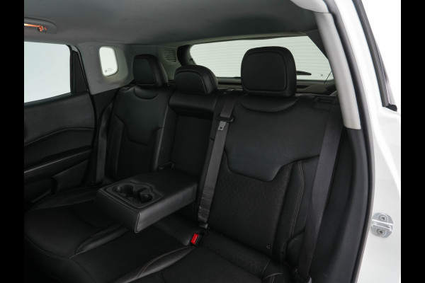 Jeep Compass 1.3T Limited *LEATHER-FABRIC | XENON | NAVI-FULLMAP | KEYLESS | COMFORT-SEATS | CAMERA | PRIVACY-GLASS | DAB | ECC | PDC | CRUISE | 18''ALU*