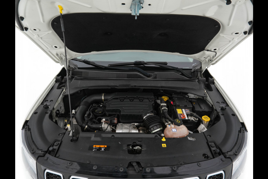 Jeep Compass 1.3T Limited *LEATHER-FABRIC | XENON | NAVI-FULLMAP | KEYLESS | COMFORT-SEATS | CAMERA | PRIVACY-GLASS | DAB | ECC | PDC | CRUISE | 18''ALU*