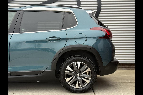 Peugeot 2008 1.2 PureTech Blue Lion 2e Eigenaar|Navi|Trekhaak|D-riem v.v. in 2022|ClimaCruise|PDC|Stoelverwarming|Carplay|APK tot 05-2027