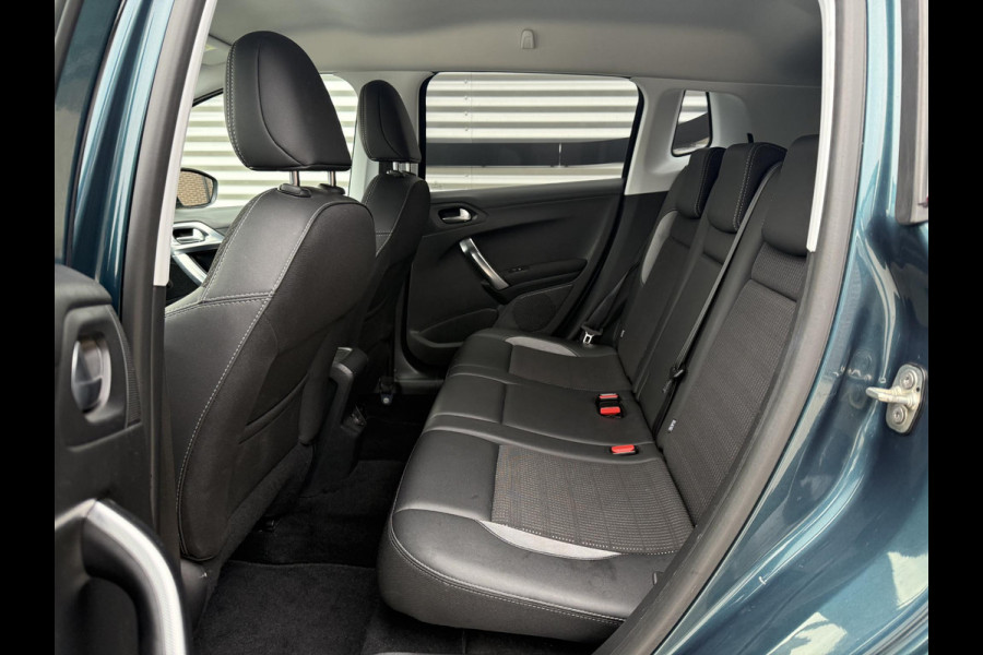 Peugeot 2008 1.2 PureTech Blue Lion 2e Eigenaar|Navi|Trekhaak|D-riem v.v. in 2022|ClimaCruise|PDC|Stoelverwarming|Carplay|APK tot 05-2027