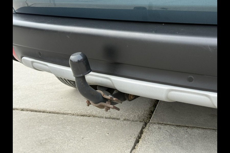 Peugeot 2008 1.2 PureTech Blue Lion 2e Eigenaar|Navi|Trekhaak|D-riem v.v. in 2022|ClimaCruise|PDC|Stoelverwarming|Carplay|APK tot 05-2027