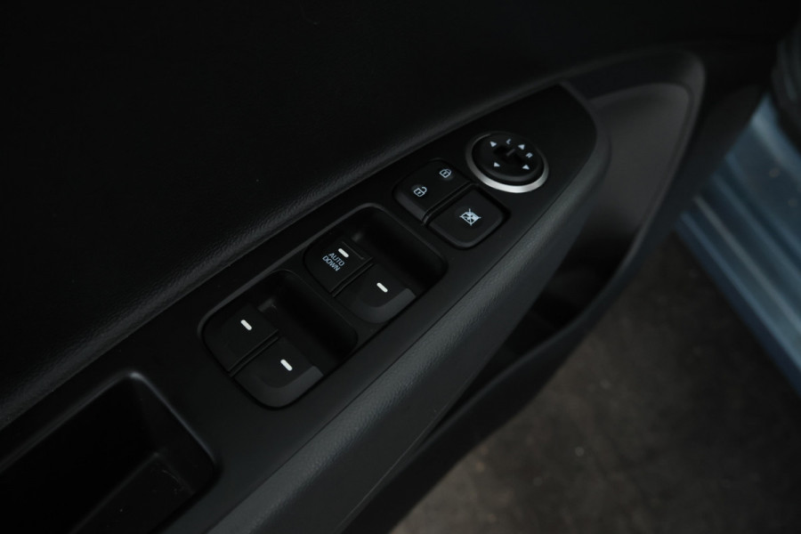 Hyundai i10 1.0i Comfort 5 Deurs, Navigatie, Telefoon