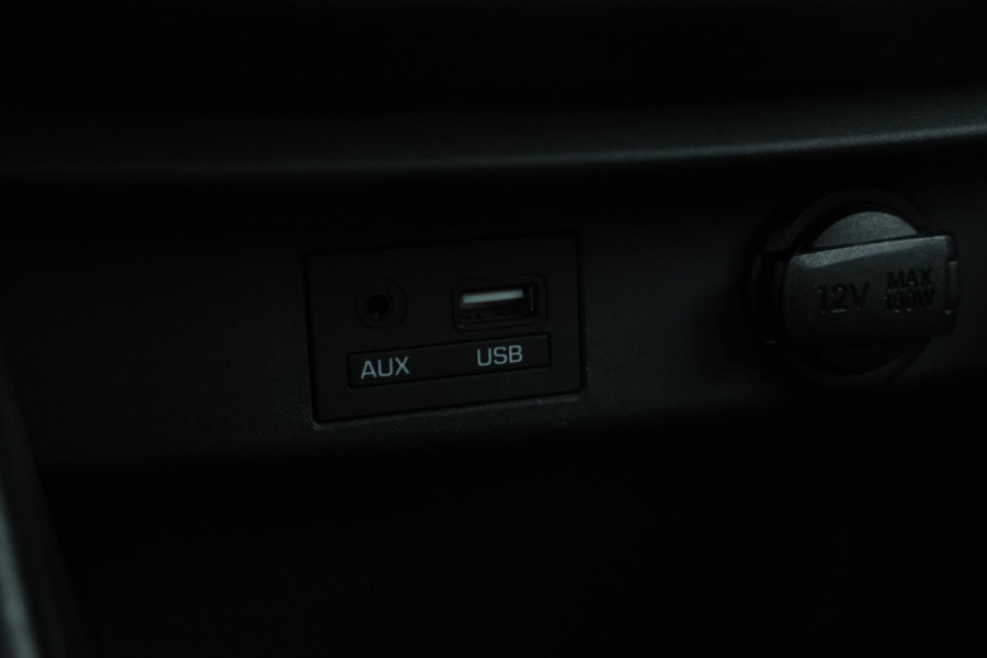 Hyundai i10 1.0i Comfort 5 Deurs, Navigatie, Telefoon