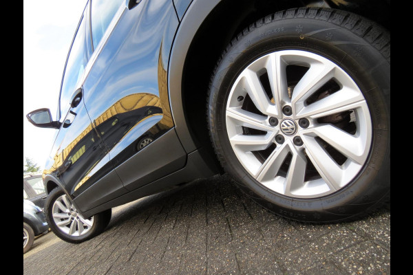 Volkswagen T-Cross 1.0 TSI Life | AIRCO | LM VELGEN | DAB+ RADIO |