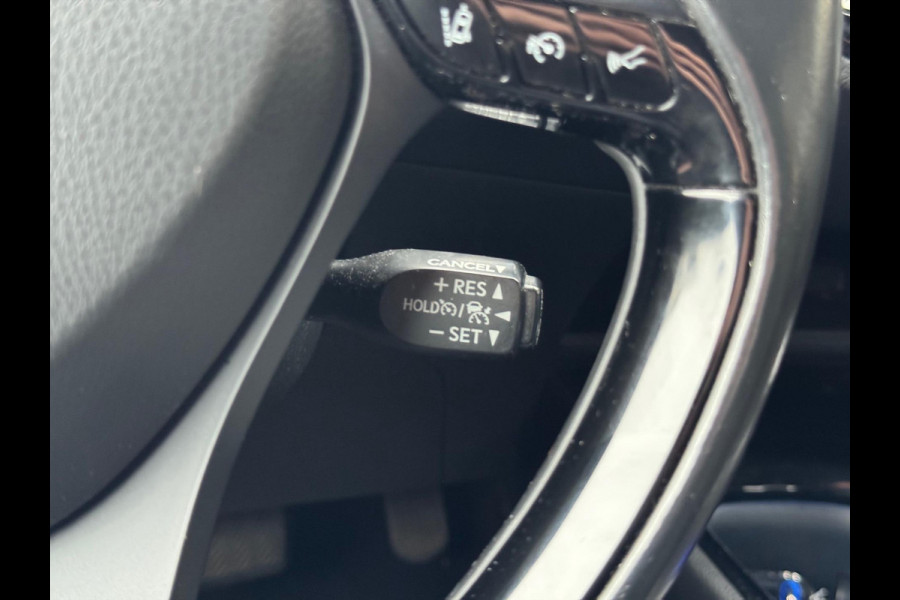 Toyota C-HR 1.8 Hybrid Bi-Tone Plus | JBL, Led Pakket, Half leer/Alcantara, Dodehoekherkenning, parkeersensoren, Stuurverwarming