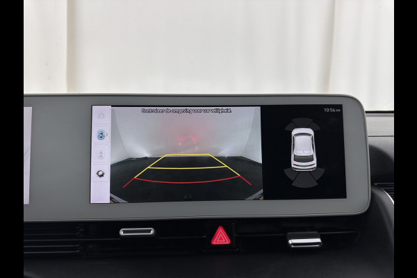 Hyundai IONIQ 5 Connect 73kWh [ 3-Fase ] {SOH-100%} (INCL-BTW) Aut *LEATHER-FABRIC | FULL-LED | DIGI-COCKPIT | AMBIENT-LIGHT | DAB | SHIFT-PADDLES | HEAD-UP | NAVI-FULLMAP | KEYLESS | CAMERA | HEATED-COMFORTSEATS | TOWBAR*