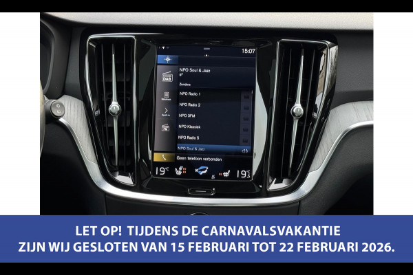 Volvo V60 2.0 B3 Inscription, panoramadak,electr trekhaak, lederen sportinterieur, VOL OPTIES, 1 e eigenaar, NL auto met nap