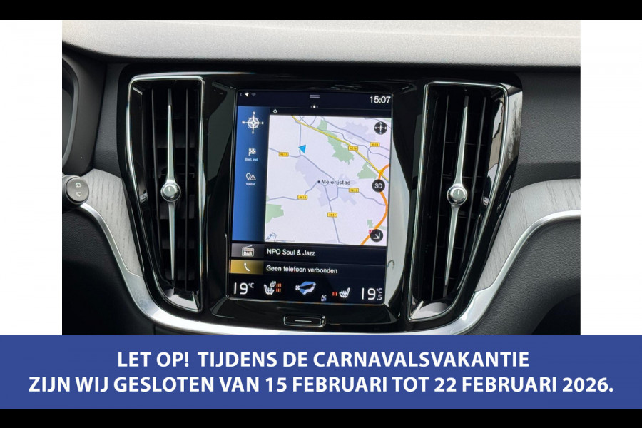 Volvo V60 2.0 B3 Inscription, panoramadak,electr trekhaak, lederen sportinterieur, VOL OPTIES, 1 e eigenaar, NL auto met nap